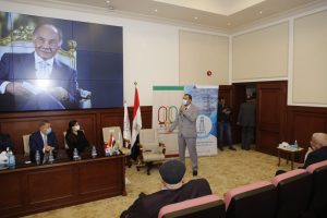الدكتور صابر شاكر خلال كلمته